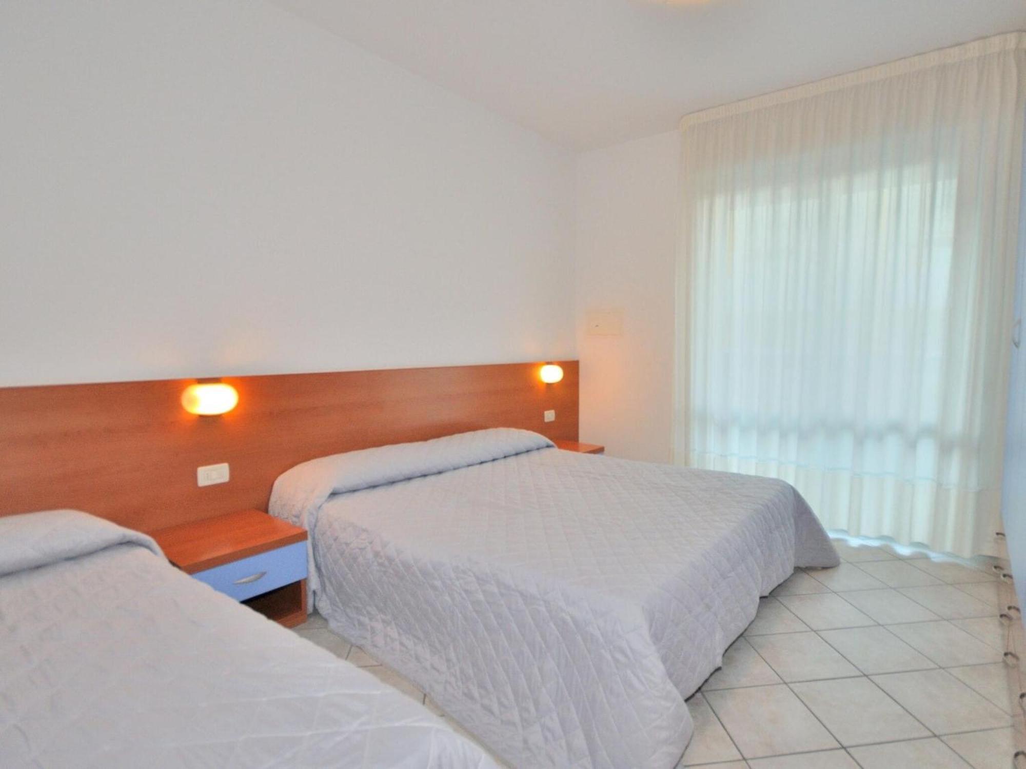 Apartment In Bibione Spiaggia Near The Beach Экстерьер фото